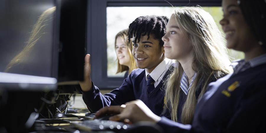 Computer Class.jpg