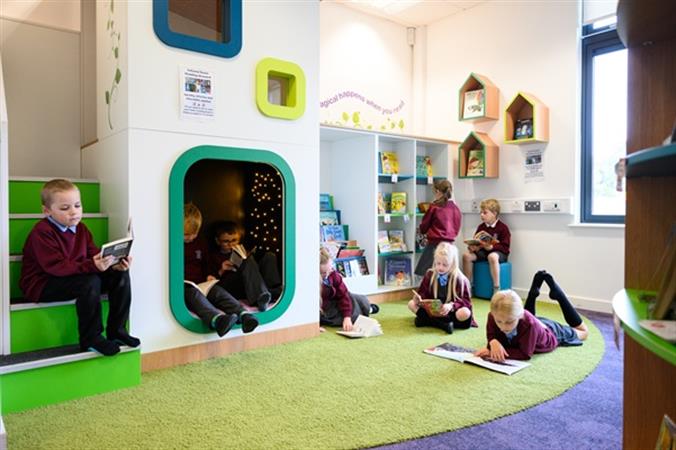 Neasden-8.jpg Neasden-8.jpg