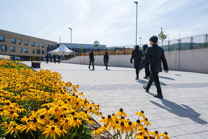 Fitzalan_High_School_B.jpg