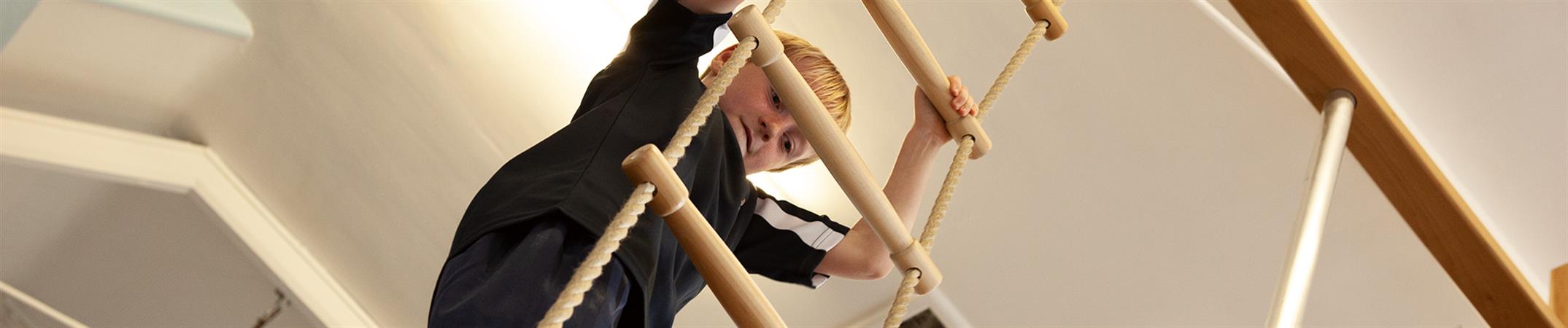 PE - Climbing 1.jpg