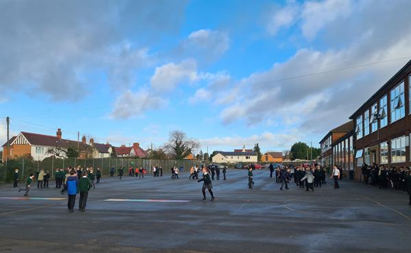 D87FB5AEB38481E6324BF2A4486B09C7.jpg