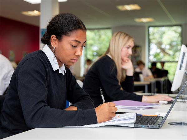 Glynn-School-Prospectus-11.jpg