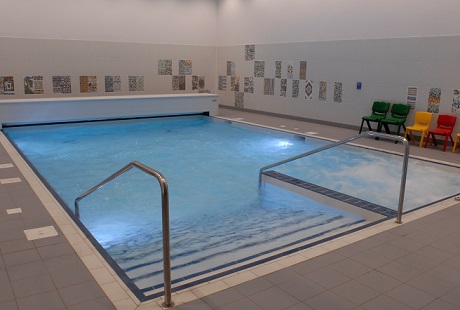Pool.jpg