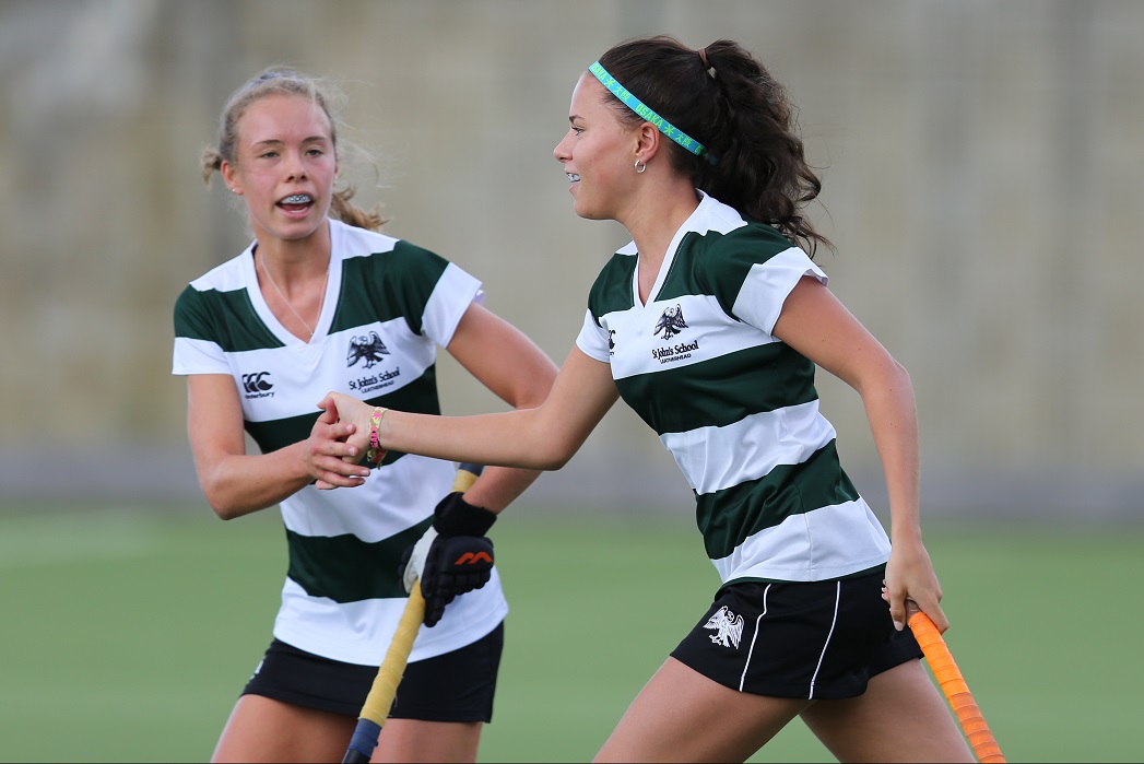 St John's, Leatherhead 1.jpg